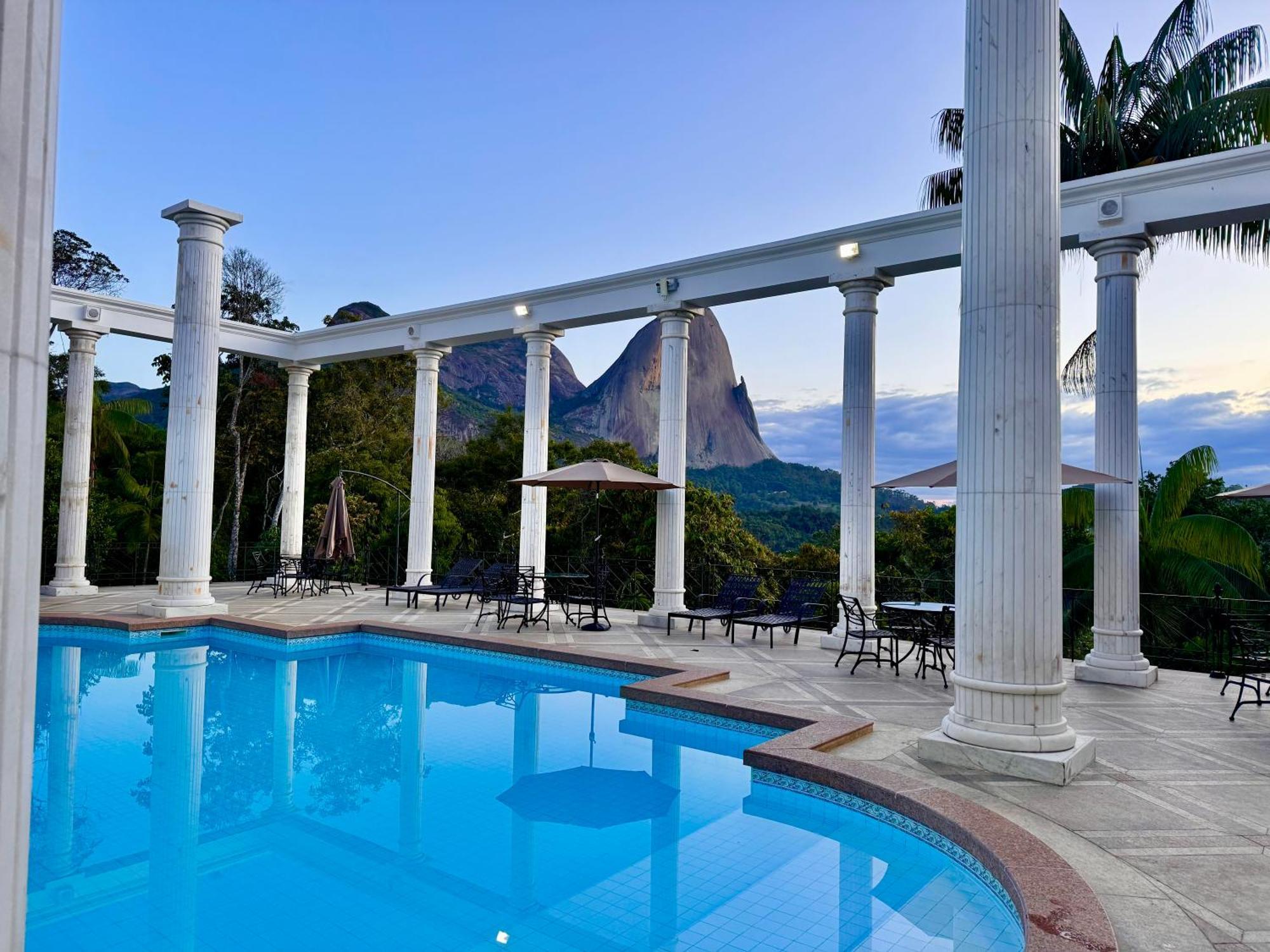 Aroso Paco Hotel Pedra Azul  Exterior foto The hotel's pool
